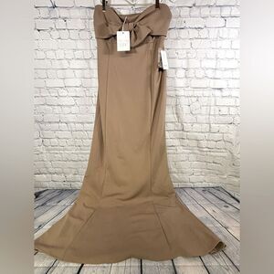 NWT Show Me Your Mumu Classic Harper Dune Stretch Minimalist Formal Maxi Gown XL